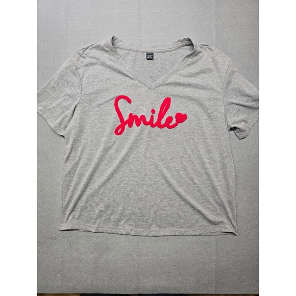 SHEIN Tops - Shein Womens Grey Smile Graphic V-Neck Short Sleeve T-Shirt Size M Medium
